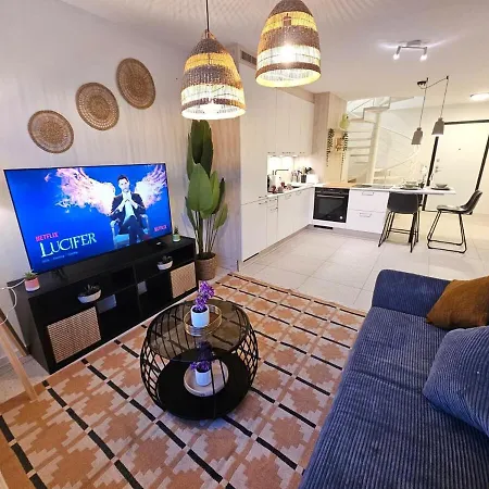 New 2 Bedrooms Flat In Limpertsberg Center * Lüksemburg