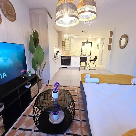 New 2 Bedrooms Flat In Limpertsberg Center