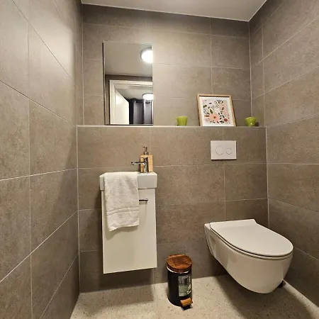 New 2 Bedrooms Flat In Limpertsberg Center Daire *